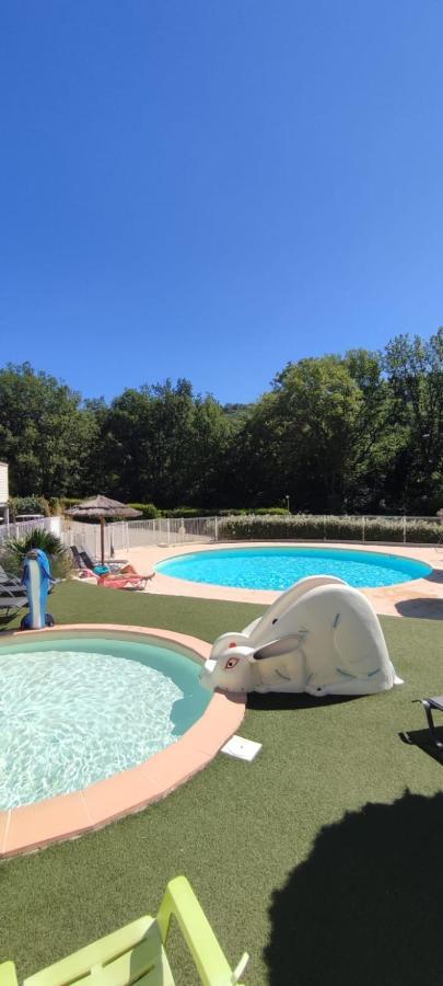 Camping Pres Du Lac De Sainte Croix Bauduen Bagian luar foto