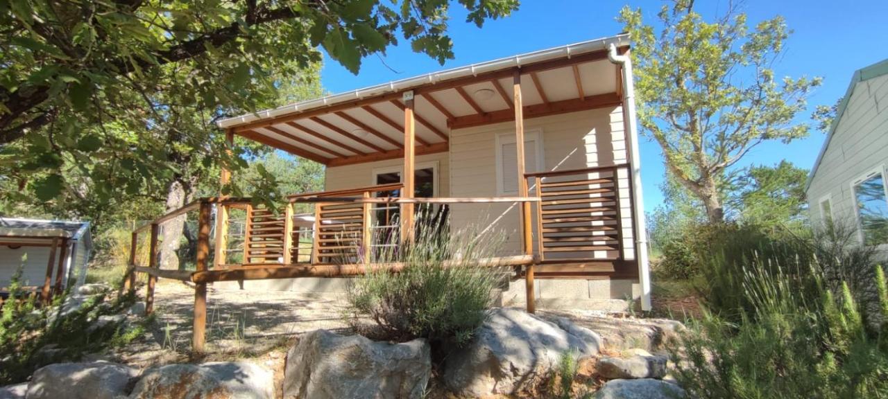 Camping Pres Du Lac De Sainte Croix Bauduen Bagian luar foto