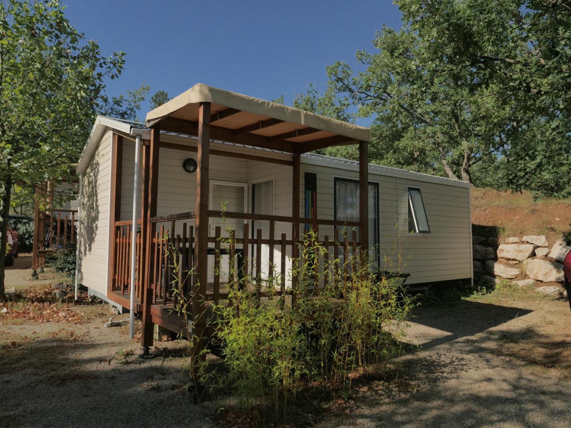 Camping Pres Du Lac De Sainte Croix Bauduen Bagian luar foto