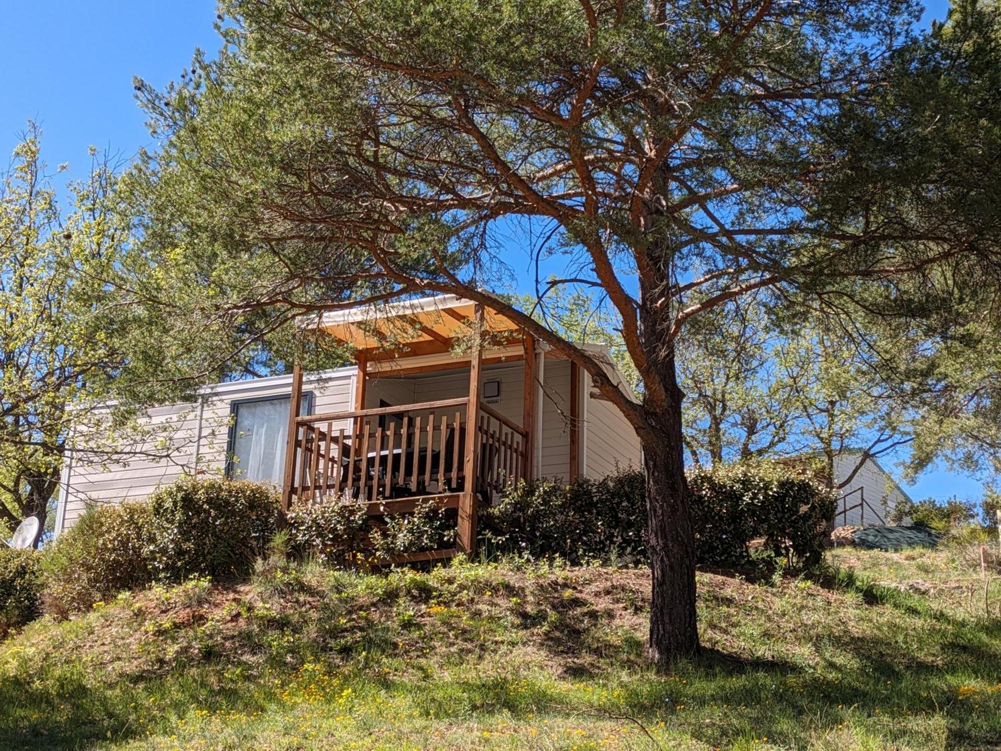 Camping Pres Du Lac De Sainte Croix Bauduen Bagian luar foto