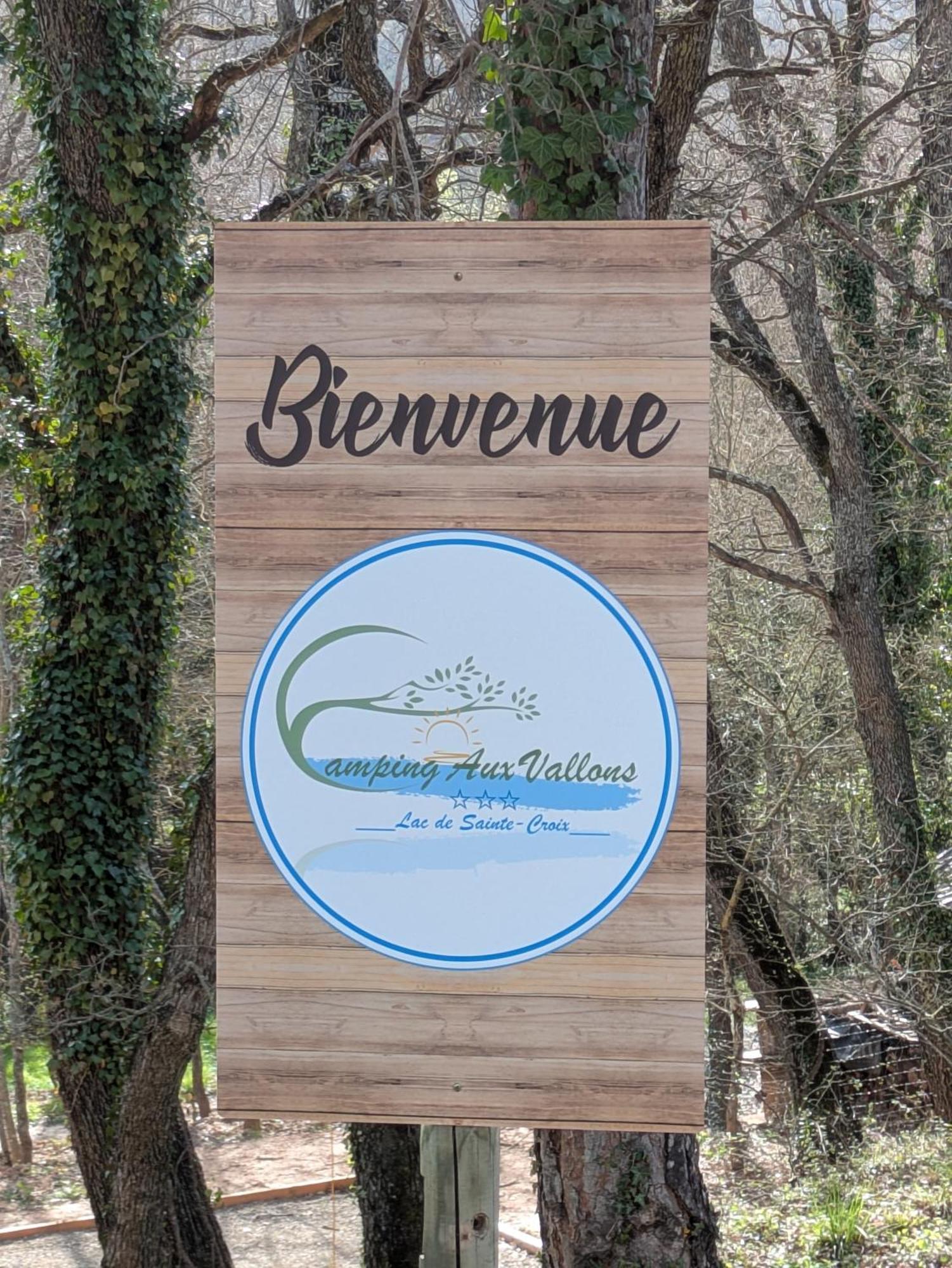 Camping Pres Du Lac De Sainte Croix Bauduen Bagian luar foto
